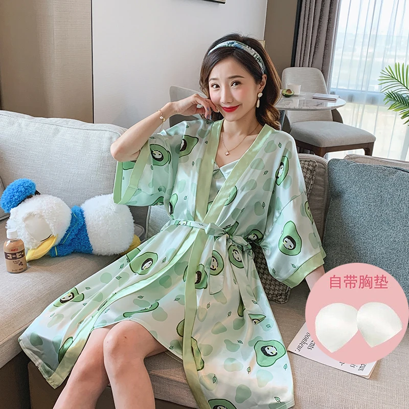 2pcs Suit Silk Sexy Pajamas Sexy Pajamas Sling Home Wear Ladies Satin Robe&gown Sets Nightdress with Chest Pad
2pcs Suit Silk Sexy Pajamas Sexy Pajamas Sling Home Wear Ladies Satin Robe&gown Sets Nightdress with Chest Pad