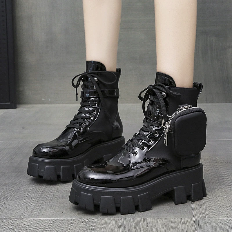2021 New Winter Women Mid-Calf Storage Pocket Buckle Strap Motorcycle Boots Shiny Leather Flat Platform Bootie Booties Woman
2021 New Winter Women Mid-Calf Storage Pocket Buckle Strap Motorcycle Boots Shiny Leather Flat Platform Bootie Booties Woman