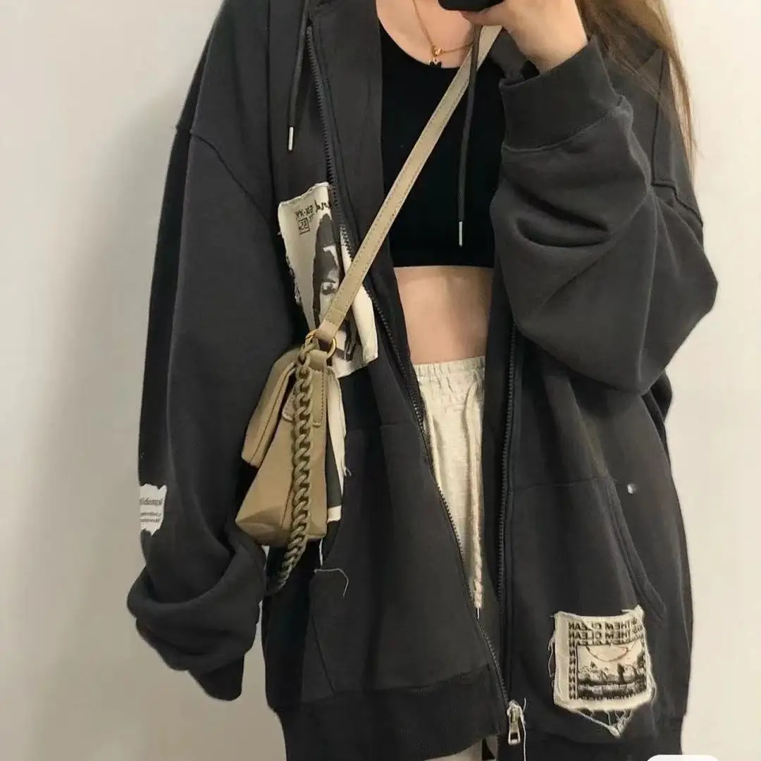 Vintage Patch Zip Up Hooded Jacket Women Long Sleeve Loose Streetwear Hoodies Cotton Outwear Harajuku Sweatshirts Black Gray
Vintage Patch Zip Up Hooded Jacket Women Long Sleeve Loose Streetwear Hoodies Cotton Outwear Harajuku Sweatshirts Black Gray