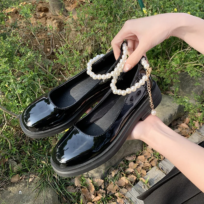 Round Toe Womens Derby Shoes Pearl Decorateion Shallow Mouth All-Match British Style Casual Female Sneakers Modis Flats Leather
Round Toe Womens Derby Shoes Pearl Decorateion Shallow Mouth All-Match British Style Casual Female Sneakers Modis Flats Leather
