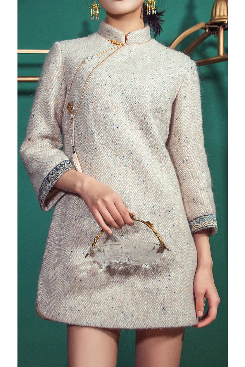 cloth qipao dress female upset Chinese wind restoring ancient ways is elegant long sleeve chalcedony qiu dong
cloth qipao dress female upset Chinese wind restoring ancient ways is elegant long sleeve chalcedony qiu dong