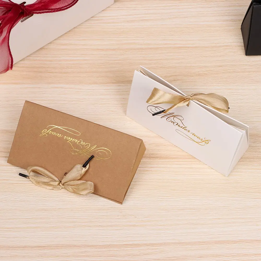 Fashion Decoration Bags Creative Simple Lipstick Perfume Packing Chocolate Bags Gift Bag Triangular Candy Box
Fashion Decoration Bags Creative Simple Lipstick Perfume Packing Chocolate Bags Gift Bag Triangular Candy Box