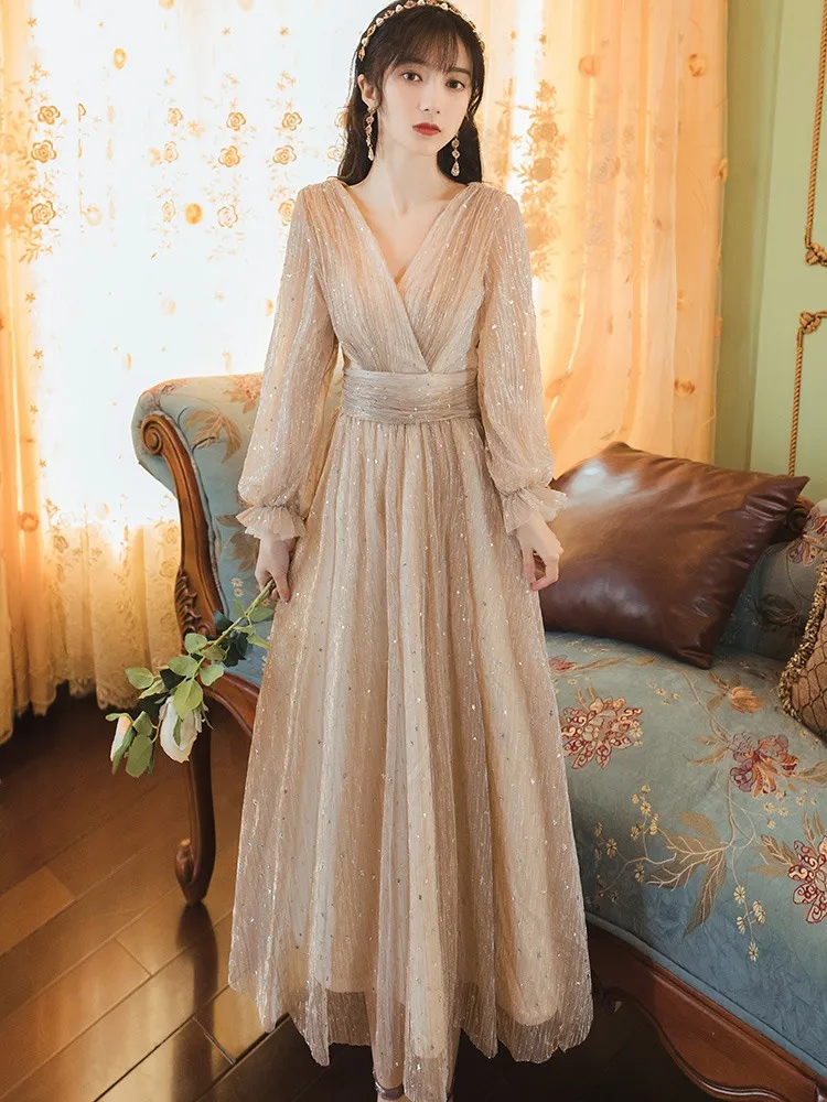 Autumn of French niche v-neck long-sleeve horn sleeve dress elegant show thin waist temperament fairy dress
Autumn of French niche v-neck long-sleeve horn sleeve dress elegant show thin waist temperament fairy dress