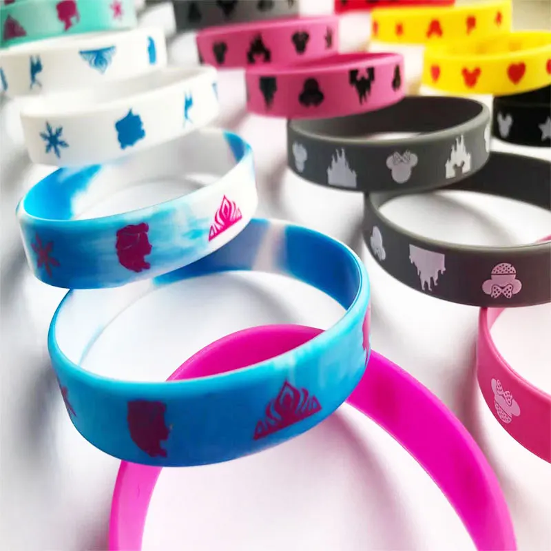 8Pcs Mickey Mouse Frozen Party Small Gift Kid Silicone Bracelet for Birthday Pinata Festival Party Small Gifts for Guests Decor
8Pcs Mickey Mouse Frozen Party Small Gift Kid Silicone Bracelet for Birthday Pinata Festival Party Small Gifts for Guests Decor