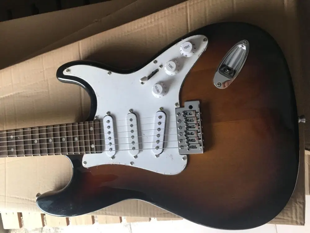 Chinese Factory Custom High Quality scalloped fingerboard big headstock ST Electric Guitar In stock 915
Chinese Factory Custom High Quality scalloped fingerboard big headstock ST Electric Guitar In stock 915