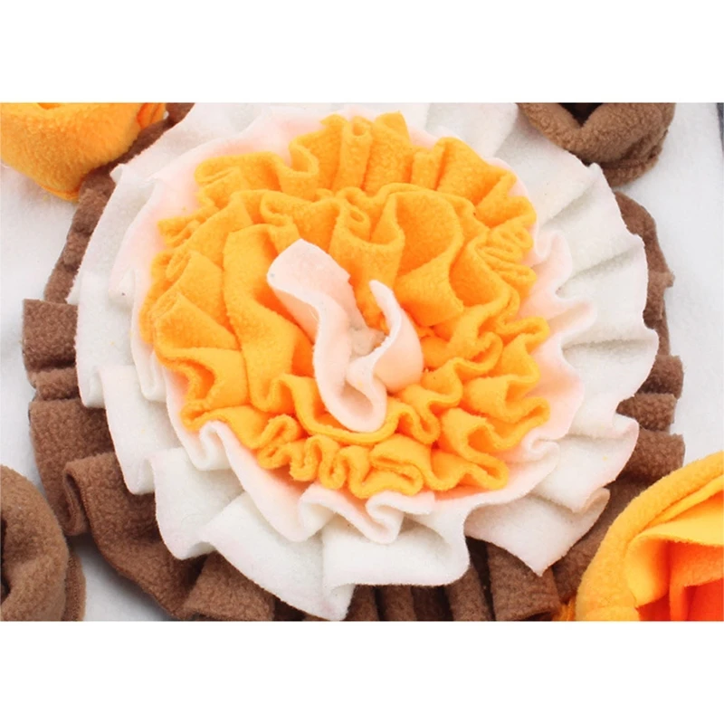 2022 New Snuffle Mat for Dogs Feeding Pad Interactive Puppy Puzzle Toy Pet Nosework Treats Training Play Mats Relieving Stress
2022 New Snuffle Mat for Dogs Feeding Pad Interactive Puppy Puzzle Toy Pet Nosework Treats Training Play Mats Relieving Stress