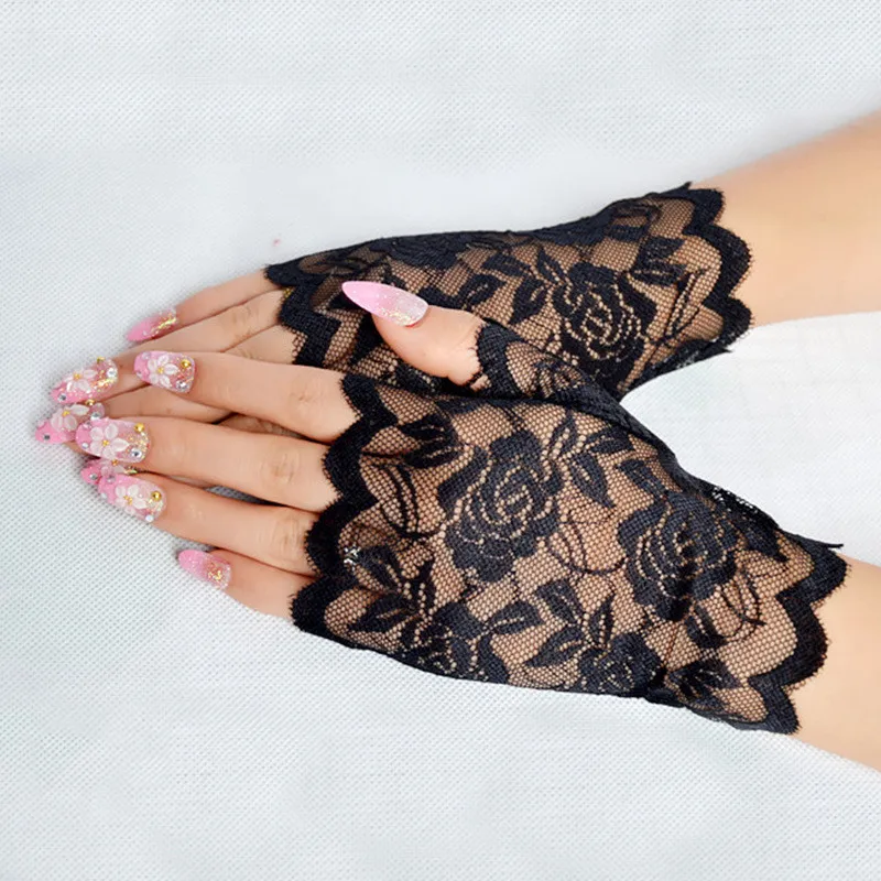 Hot Sailor Dance Fingerless Womens Sexy Lace Gloves Ladies Half Finger Fishnet Gloves Mesh Mitten Summer Driving Gloves Women
Hot Sailor Dance Fingerless Womens Sexy Lace Gloves Ladies Half Finger Fishnet Gloves Mesh Mitten Summer Driving Gloves Women
