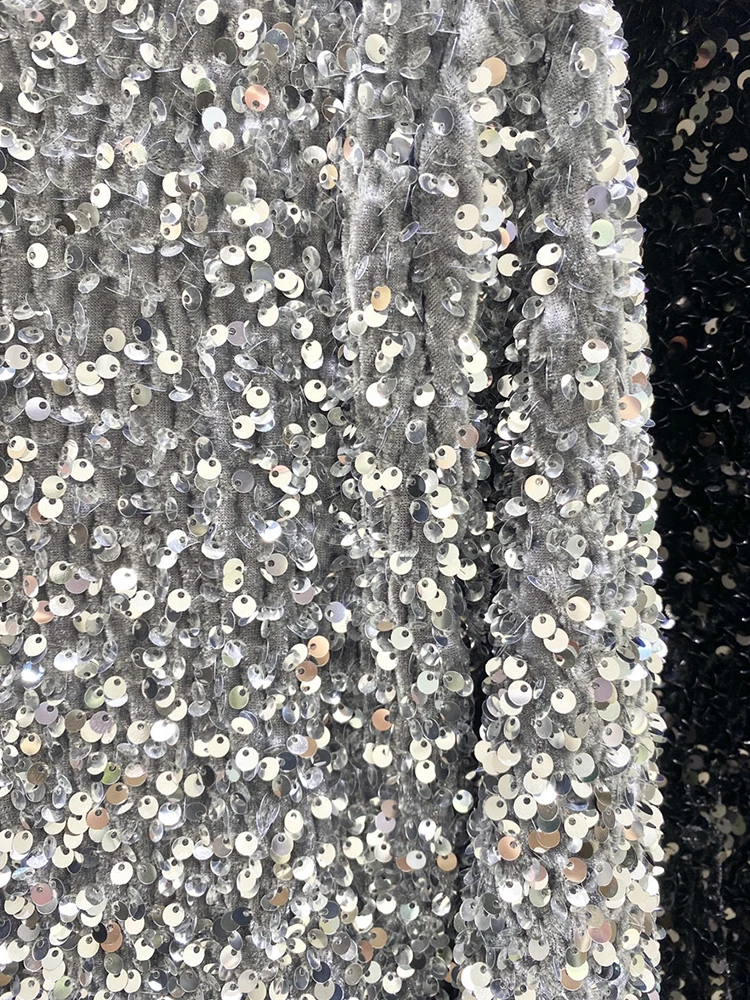 Free shipping heavy craftsmanship zipper hooded sequin sexy tight waist waist bag hip dress ladies autumn new style hem slit 
Free shipping heavy craftsmanship zipper hooded sequin sexy tight waist waist bag hip dress ladies autumn new style hem slit