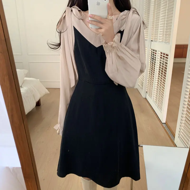 Koean Style Women Black Dress Khaki Long Lantern Sleeve Patchwork Bowknot On Shoulder Design V-Neck Knee Length One Piece Robe
Koean Style Women Black Dress Khaki Long Lantern Sleeve Patchwork Bowknot On Shoulder Design V-Neck Knee Length One Piece Robe