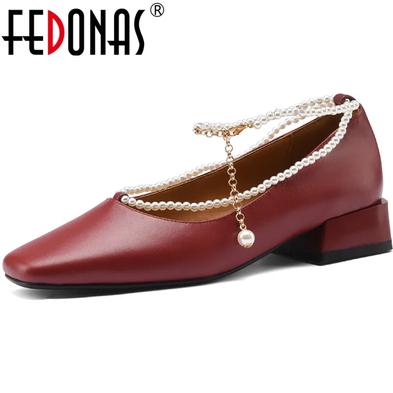 FEDONAS Fashion Women Shoes Pearl Decoration Sweet Thick Heels Pumps Foe Women Genuine Leather Wedding Basic Shoes Woman Heels
FEDONAS Fashion Women Shoes Pearl Decoration Sweet Thick Heels Pumps Foe Women Genuine Leather Wedding Basic Shoes Woman Heels