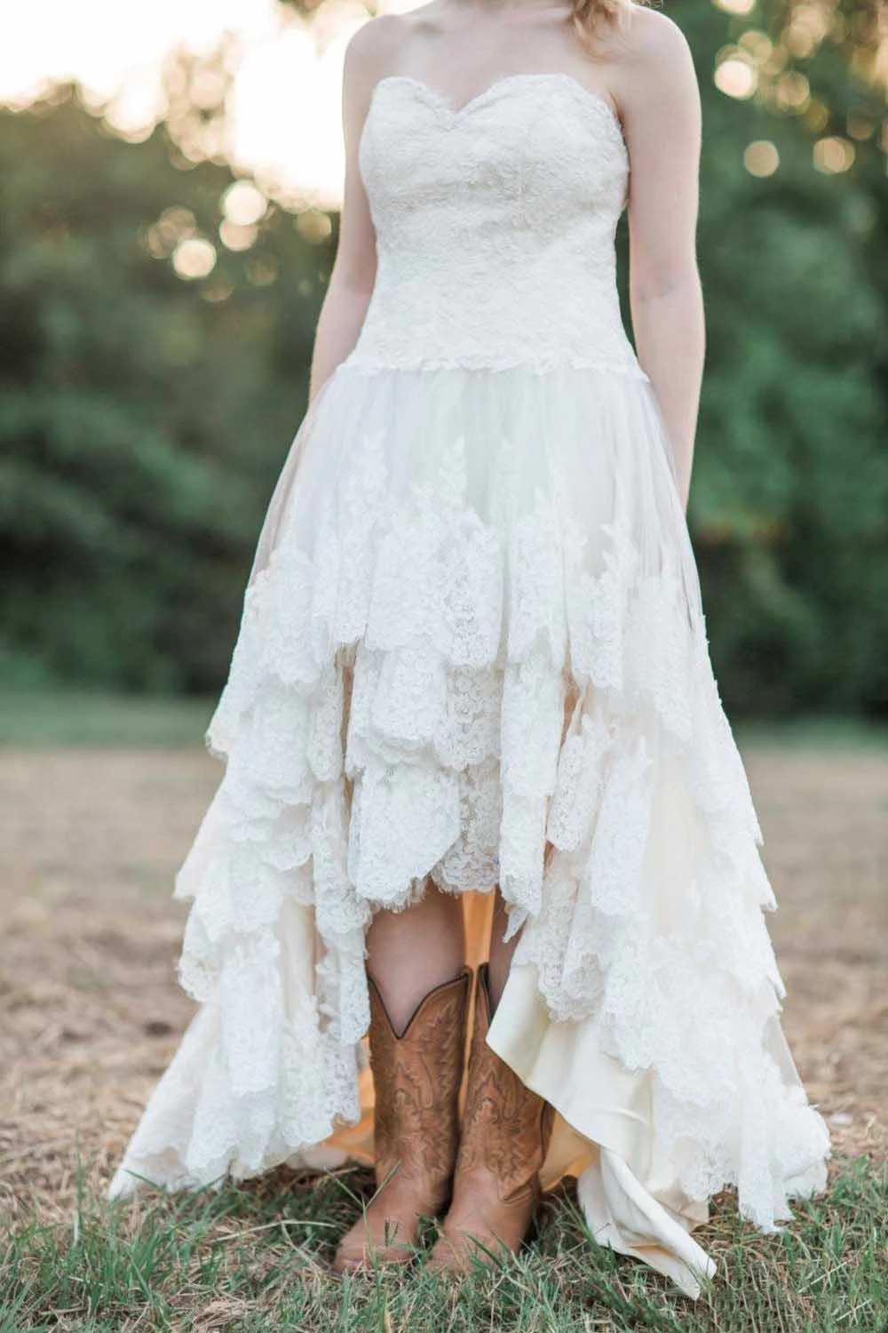 

High Low Country Wedding Dress A Line Sleeveless Tiered Lace Bridal Gowns Plus Size Sweetheart Rustic Bride Vestidos de Novia