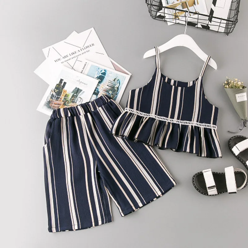 2pcs Girl Clothes Outfits Kid Suspender Top + Wide Leg Shorts Set Chiffon Suit Girls Clothing Toddler Baby Girl Fashion Trends
2pcs Girl Clothes Outfits Kid Suspender Top + Wide Leg Shorts Set Chiffon Suit Girls Clothing Toddler Baby Girl Fashion Trends