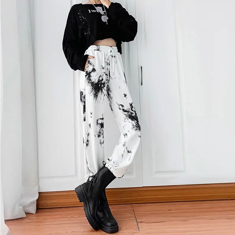 2021 new spring and summer tie dyeing female student trend versatile casual pants
2021 new spring and summer tie dyeing female student trend versatile casual pants
