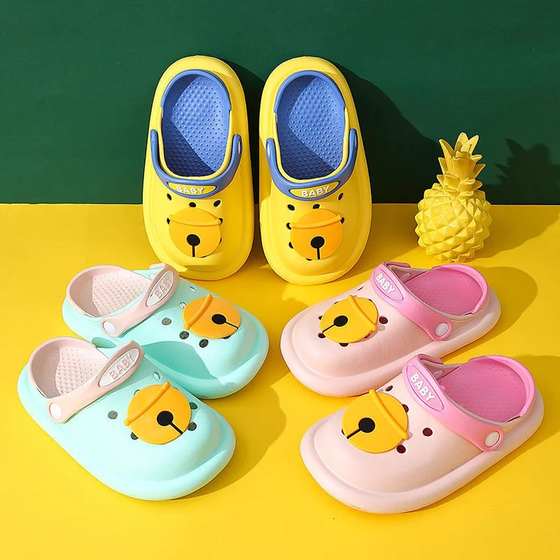 Children's Slippers Summer Boys' Baotou Soft Thick Sole Anti Slip And Collision Cute Middle Big Baby Parent platforms
Children's Slippers Summer Boys' Baotou Soft Thick Sole Anti Slip And Collision Cute Middle Big Baby Parent platforms