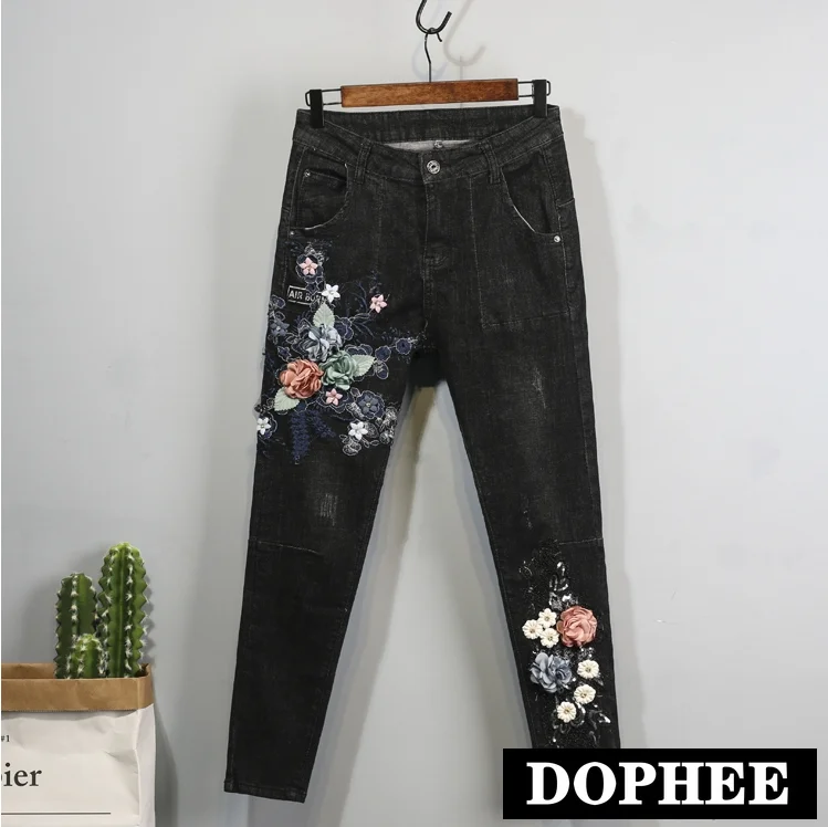 Denim Trousers Cowboy Pants Women Spring and Autumn New Jeans Lace Flower Embroidery Slim Blue Jeans Stretch Pants Students
Denim Trousers Cowboy Pants Women Spring and Autumn New Jeans Lace Flower Embroidery Slim Blue Jeans Stretch Pants Students