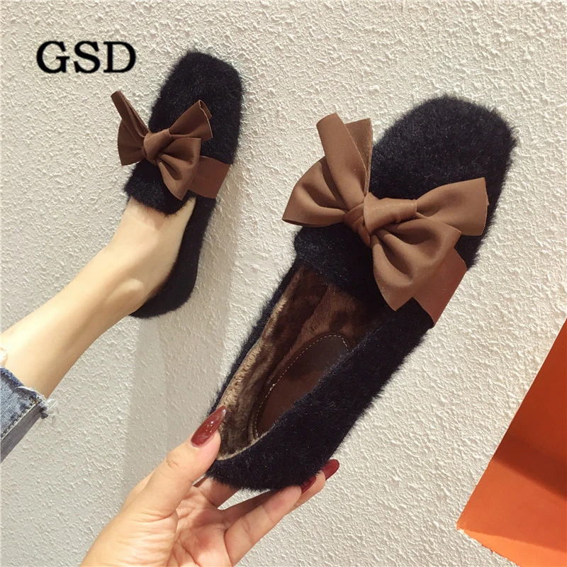 Brand women shoes Faux Fur Women Winter Flats Slip On Bow Black Outside warm Shoes for women Moccasins zapatos de mujer
Brand women shoes Faux Fur Women Winter Flats Slip On Bow Black Outside warm Shoes for women Moccasins zapatos de mujer