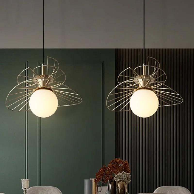 Nordic Minimalist Creative Pendant Lights Personality Bar Restaurant Pendant Luminaire Gold Iron Kichen Decor Led Hanging Lamp
Nordic Minimalist Creative Pendant Lights Personality Bar Restaurant Pendant Luminaire Gold Iron Kichen Decor Led Hanging Lamp