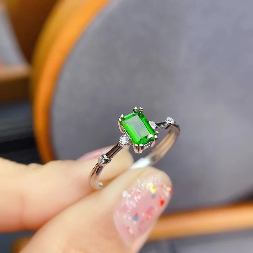Natural green diopside gem Ring Natural gemstone Ring S925 silver Elegant lovely simple square women girl party gift Jewelry 
Natural green diopside gem Ring Natural gemstone Ring S925 silver Elegant lovely simple square women girl party gift Jewelry