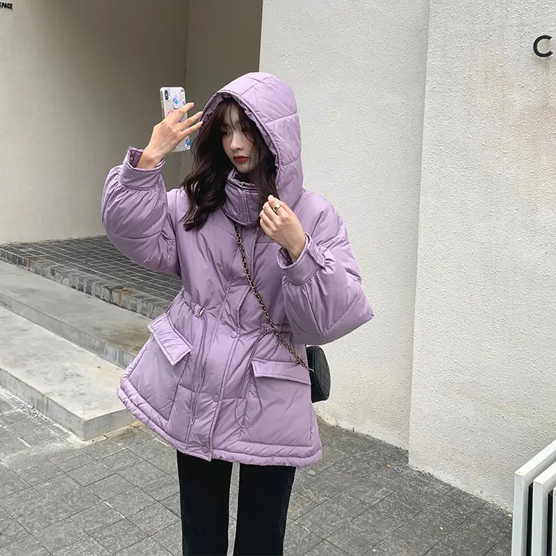 PEONFLY New Winter Korean Version Bread Jacket Women Novelties Pockets Hooded Thick Parkas Loose Solid Color Female Outwear
PEONFLY New Winter Korean Version Bread Jacket Women Novelties Pockets Hooded Thick Parkas Loose Solid Color Female Outwear