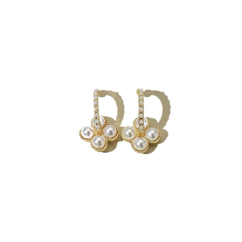 Elegant Imitation Pearl Drop Earring For Women Korean Vintage Geometric Round Flower Statement Earring For Bride Wedding Jewelry
Elegant Imitation Pearl Drop Earring For Women Korean Vintage Geometric Round Flower Statement Earring For Bride Wedding Jewelry