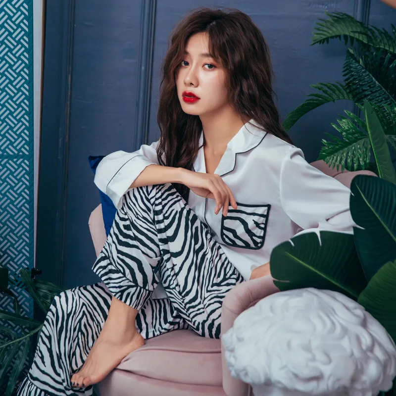 QWEEK Home Suit Women Pajama Sets Zebra Print Lounge Weat Satin Sleepwear Long Sleeve Pijama 2 Pieces Casual Silk Pyjama Fashion
QWEEK Home Suit Women Pajama Sets Zebra Print Lounge Weat Satin Sleepwear Long Sleeve Pijama 2 Pieces Casual Silk Pyjama Fashion