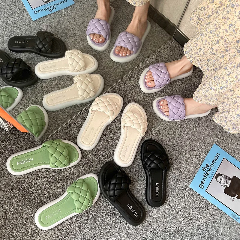 Shoes Slippers Soft Summer Clogs Woman Slides Pantofle Fashion Low Comfort Beach Flat 2021 Luxury Rome Basic PU Low Female Shoes
Shoes Slippers Soft Summer Clogs Woman Slides Pantofle Fashion Low Comfort Beach Flat 2021 Luxury Rome Basic PU Low Female Shoes