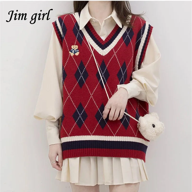 Vintage Classic Argyle Knitted Vest Women High Quality Embroidery Preppy Style V Neck Sleeveless Sweaters Female Waistcoat Tops 
Vintage Classic Argyle Knitted Vest Women High Quality Embroidery Preppy Style V Neck Sleeveless Sweaters Female Waistcoat Tops