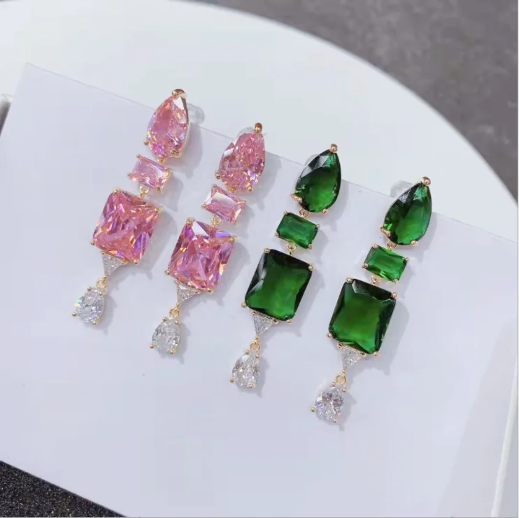 Women Light luxury zircon earrings 2021 new trendy exquisite earrings female autumn
Women Light luxury zircon earrings 2021 new trendy exquisite earrings female autumn