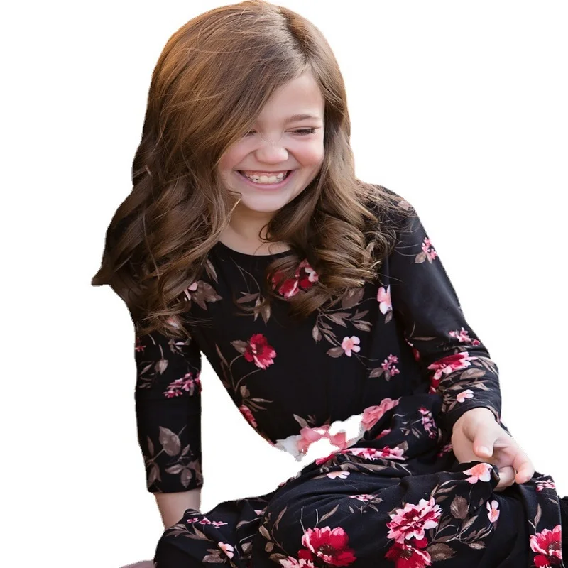 2021 Mother daughter dresses Family matching Clothes Women Kids Girl Printing Stripes Dress mommy and me clothes T shirt Dress
2021 Mother daughter dresses Family matching Clothes Women Kids Girl Printing Stripes Dress mommy and me clothes T shirt Dress