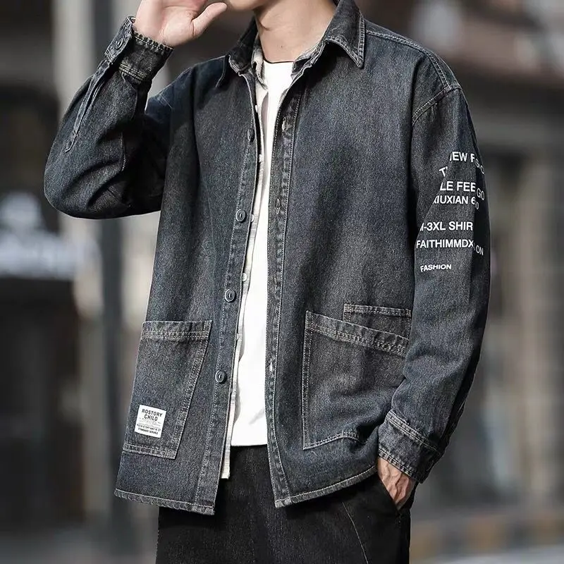 Spring autumn 2021 letter printed men's tooling Korean trendy coat man loose casual lapel plus fat XL denim jacket
Spring autumn 2021 letter printed men's tooling Korean trendy coat man loose casual lapel plus fat XL denim jacket