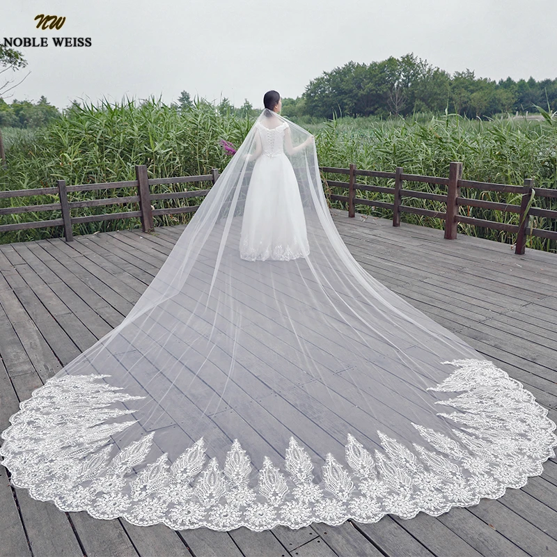 Velo De Novia Largo Cathedral Wedding Veil Ivory Luxury One Layer Long Bridal Veils Hot Wedding Accessories 3m * 3.8m
Velo De Novia Largo Cathedral Wedding Veil Ivory Luxury One Layer Long Bridal Veils Hot Wedding Accessories 3m * 3.8m