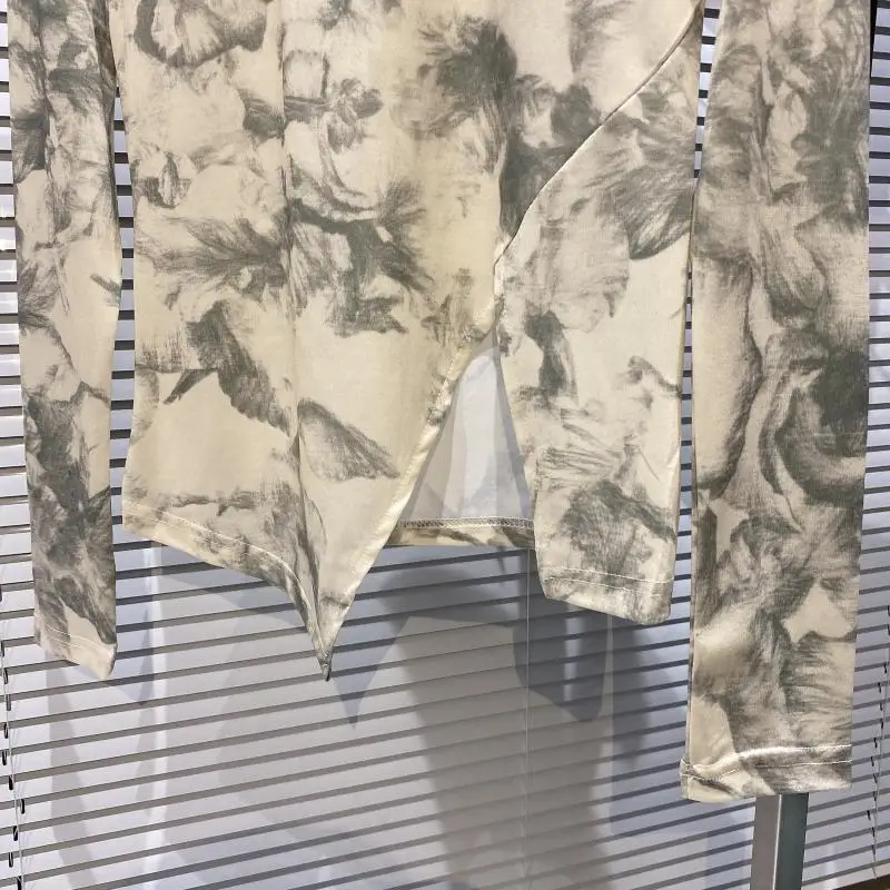 2021 Summer New Fashion Graffiti Stretchy Slim Fit Tops Slit Long Sleeve Bottoming Shirt Simple O-neck Pullover Women T-shirt
2021 Summer New Fashion Graffiti Stretchy Slim Fit Tops Slit Long Sleeve Bottoming Shirt Simple O-neck Pullover Women T-shirt