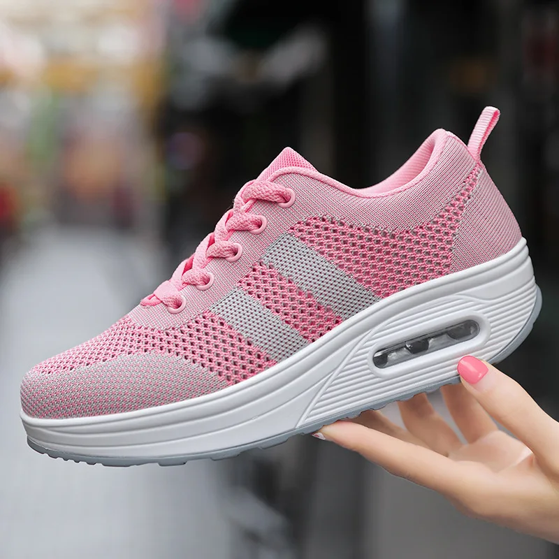 Air Cushioning Women Running Shoes Height Increasing Sneakers Women Breathable Mesh Casual Swing Elasticity Trainers Sport Shoes 
Air Cushioning Women Running Shoes Height Increasing Sneakers Women Breathable Mesh Casual Swing Elasticity Trainers Sport Shoes
