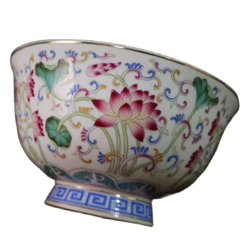 Chinese Old Porcelain Gold Painted Pastel Flower Pattern Small Bowl With High Feet
Chinese Old Porcelain Gold Painted Pastel Flower Pattern Small Bowl With High Feet