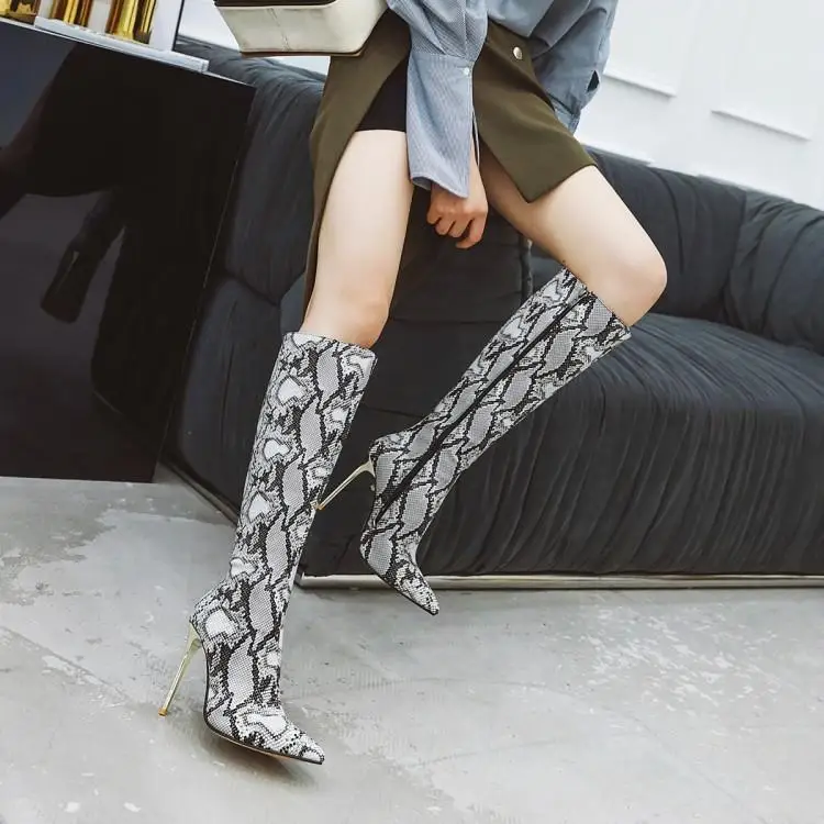 Women's sexy autumn and winter snake boots leopard boots thin heel high heel high tube boots pointed boots large boots
Women's sexy autumn and winter snake boots leopard boots thin heel high heel high tube boots pointed boots large boots