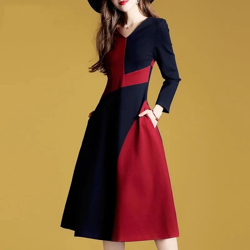 Spring Autumn Women's Dresses 2021 New Fashion Splicing Mid Dress V-neck Long Sleeve Elegant Ladies Party Dress Vestidos M-5XL
Spring Autumn Women's Dresses 2021 New Fashion Splicing Mid Dress V-neck Long Sleeve Elegant Ladies Party Dress Vestidos M-5XL