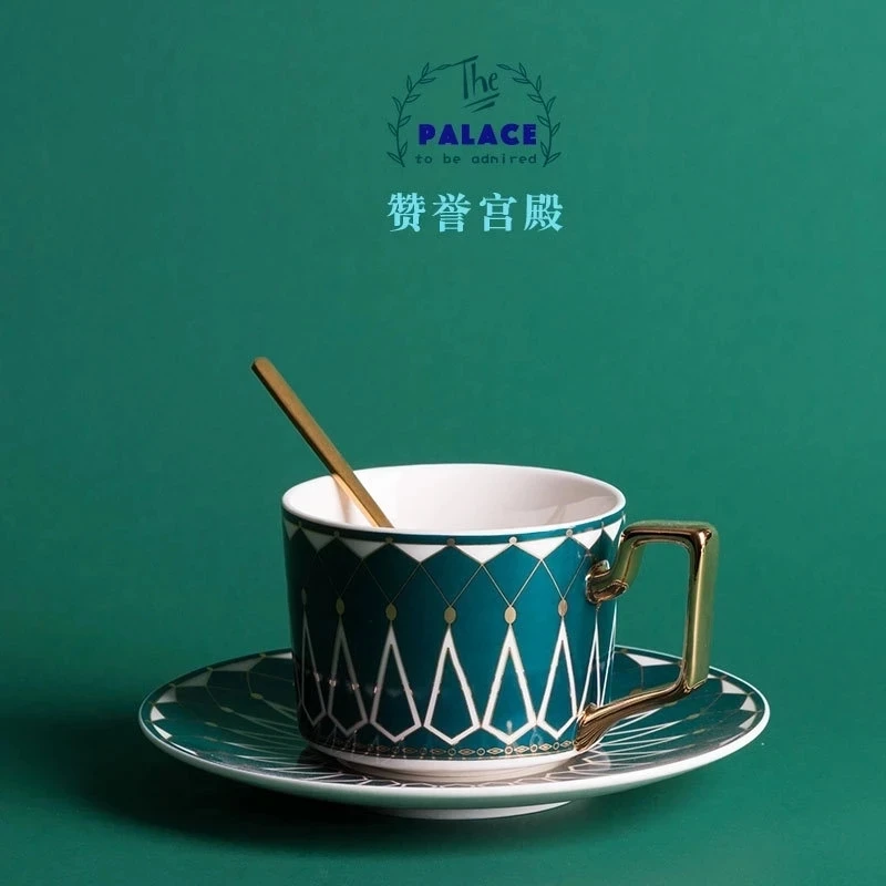 Ceramic bone china European small luxury coffee cup and saucer set retro flower tea cup garland cup delivery gift box ins wind
Ceramic bone china European small luxury coffee cup and saucer set retro flower tea cup garland cup delivery gift box ins wind