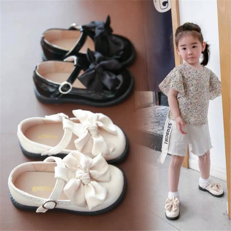 Girls' shoes 2021 new fashion pure color bow princess shoes soft soled non slip casual shoes small leather shoes
Girls' shoes 2021 new fashion pure color bow princess shoes soft soled non slip casual shoes small leather shoes