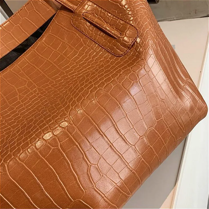 Top-handle Bags Women PU Alligator Crack Casual Large Capacity Tote Bag Single-shoulder Chic Korean Style Vintage Fashion Chic
Top-handle Bags Women PU Alligator Crack Casual Large Capacity Tote Bag Single-shoulder Chic Korean Style Vintage Fashion Chic