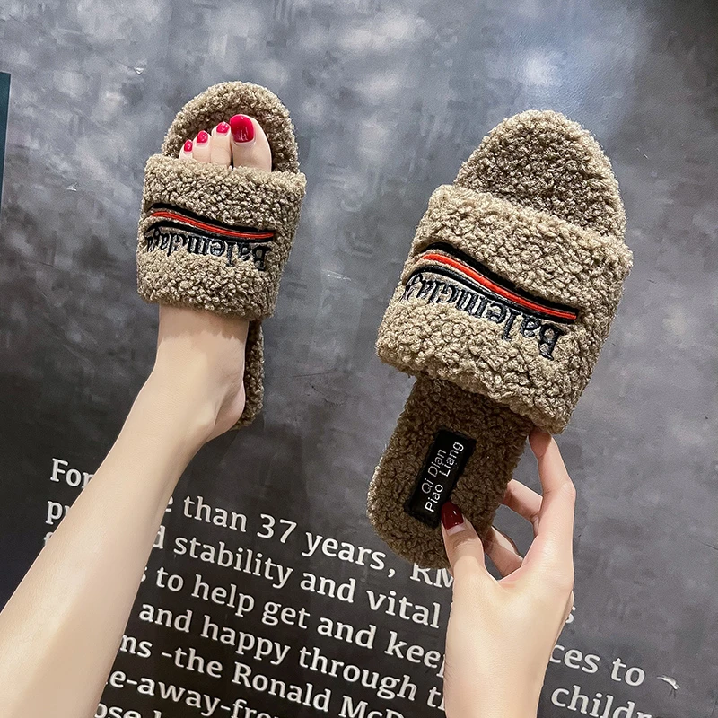 Warm Fluffy Slippers Women Cozy Faux Fur Cross Indoor Floor Slides Flat Soft Furry Shoes Ladies Female Celebrities Flip Flops
Warm Fluffy Slippers Women Cozy Faux Fur Cross Indoor Floor Slides Flat Soft Furry Shoes Ladies Female Celebrities Flip Flops