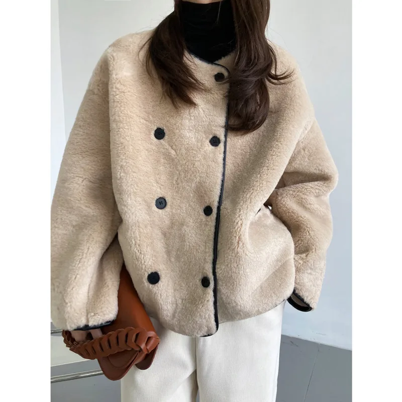 Autumn Winter Women Faux Fur Coat O-neck Double-breasted Warm Loose Short Lamb Wool Coat Winter Women Coat Tops
Autumn Winter Women Faux Fur Coat O-neck Double-breasted Warm Loose Short Lamb Wool Coat Winter Women Coat Tops