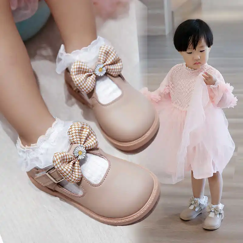 Girls Shoes Flower T Strap Leather Shoes Kids Plaid Butterfly Princess Shoes Non-slip Children Party Shoes Toddler Autumn Spring
Girls Shoes Flower T Strap Leather Shoes Kids Plaid Butterfly Princess Shoes Non-slip Children Party Shoes Toddler Autumn Spring
