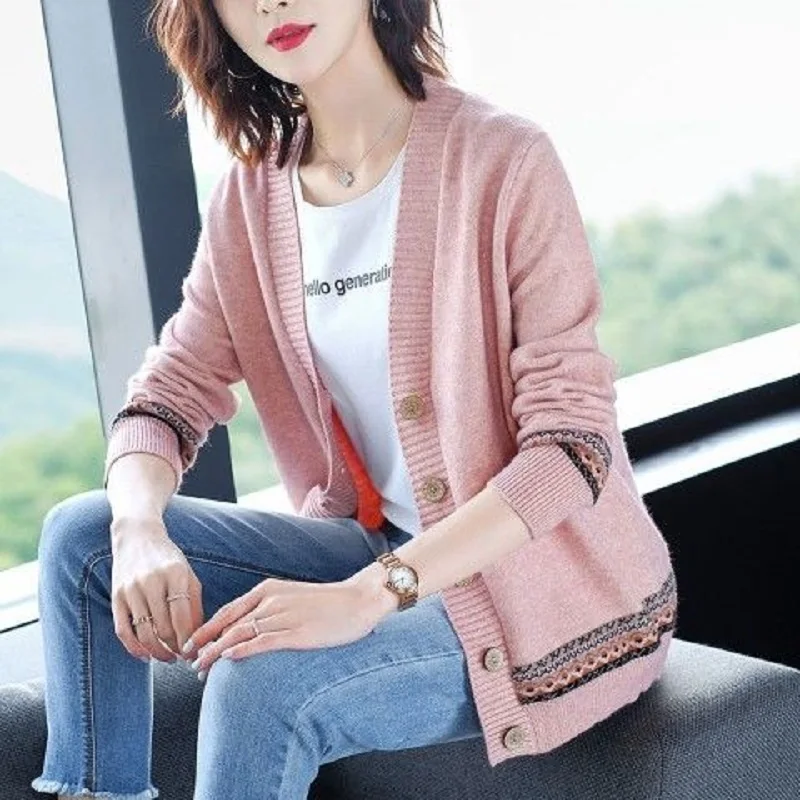 

2020 корейский стиль однобортный кардиганы женские свитера на весну и осень, с треугольным вырезом и длинными рукавами, модный трикотаж с при...
