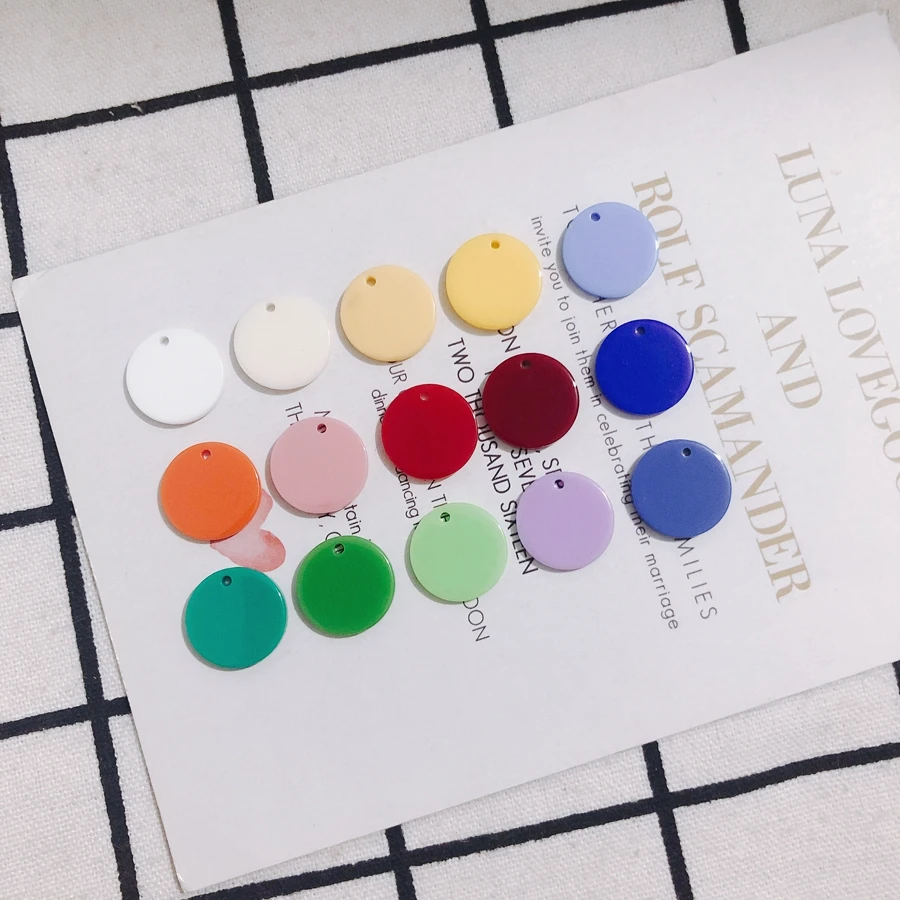 20 pieces / lot Color round acrylic earrings earrings patch accessories materials
20 pieces / lot Color round acrylic earrings earrings patch accessories materials