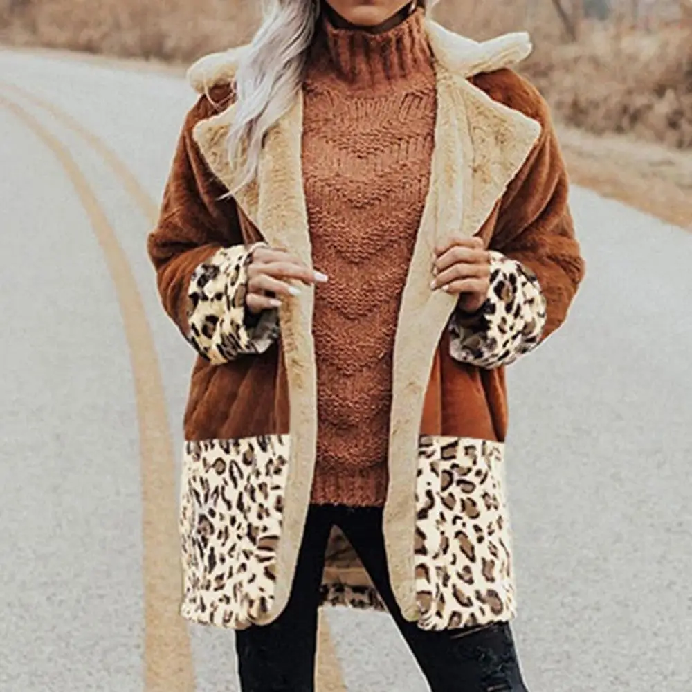 Faux Fur Coat Women 2020 Autumn Winter Warm Soft Leopard Patchwork Fur Jacket Female Plush Overcoat Pocket Casual Teddy Outwear 
Faux Fur Coat Women 2020 Autumn Winter Warm Soft Leopard Patchwork Fur Jacket Female Plush Overcoat Pocket Casual Teddy Outwear