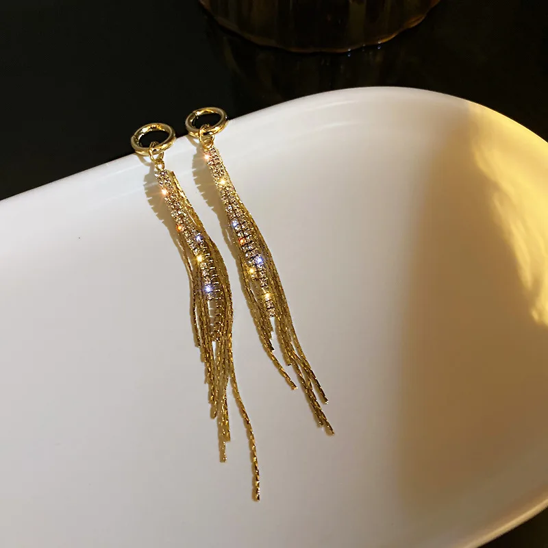 2021 Trendy Dangle Flower Fringe Earrings Unique Long Tassel Earrings For Women Western Style Funky Jewelry Elegant
2021 Trendy Dangle Flower Fringe Earrings Unique Long Tassel Earrings For Women Western Style Funky Jewelry Elegant
