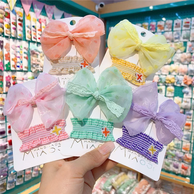 2 Pcs New Fashion Korean Sweet Girl Plaid Fabric Lace BB Clip Children's Simple Beautiful Dot Yarn Bow Hairpin Hair Accessories
2 Pcs New Fashion Korean Sweet Girl Plaid Fabric Lace BB Clip Children's Simple Beautiful Dot Yarn Bow Hairpin Hair Accessories