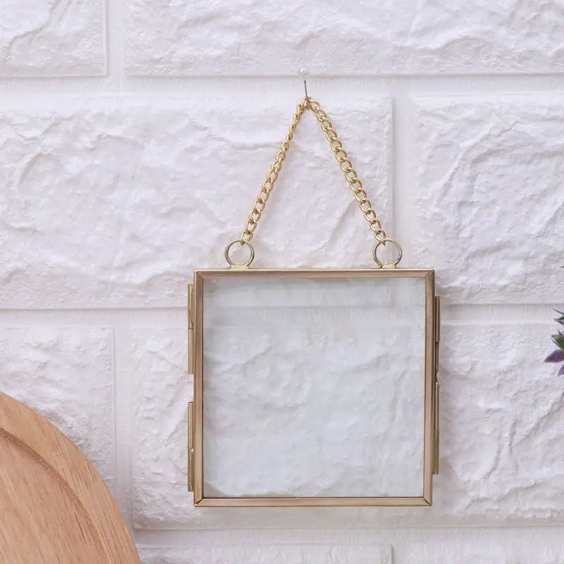 Creative DIY Chain Retro Metal Photo Frame High Translucent Glass Photo Frame Specimen Folder 2 Size Optional
Creative DIY Chain Retro Metal Photo Frame High Translucent Glass Photo Frame Specimen Folder 2 Size Optional