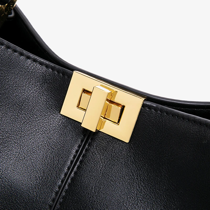 2021 women's luxury versatile lock Single Shoulder Messenger Bag Leather Handbag large capacity
