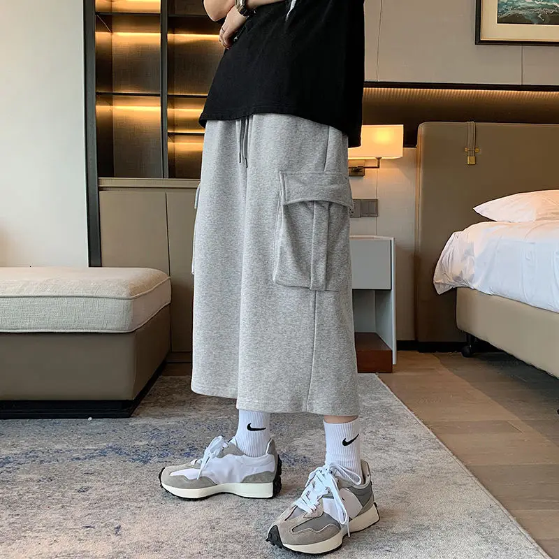 Summer Sweatpants Men's Fashion Black Gray Casual Pants Men Streetwear Loose Hip-hop Pocket Wide-leg Pants Mens Cargo Pants
Summer Sweatpants Men's Fashion Black Gray Casual Pants Men Streetwear Loose Hip-hop Pocket Wide-leg Pants Mens Cargo Pants